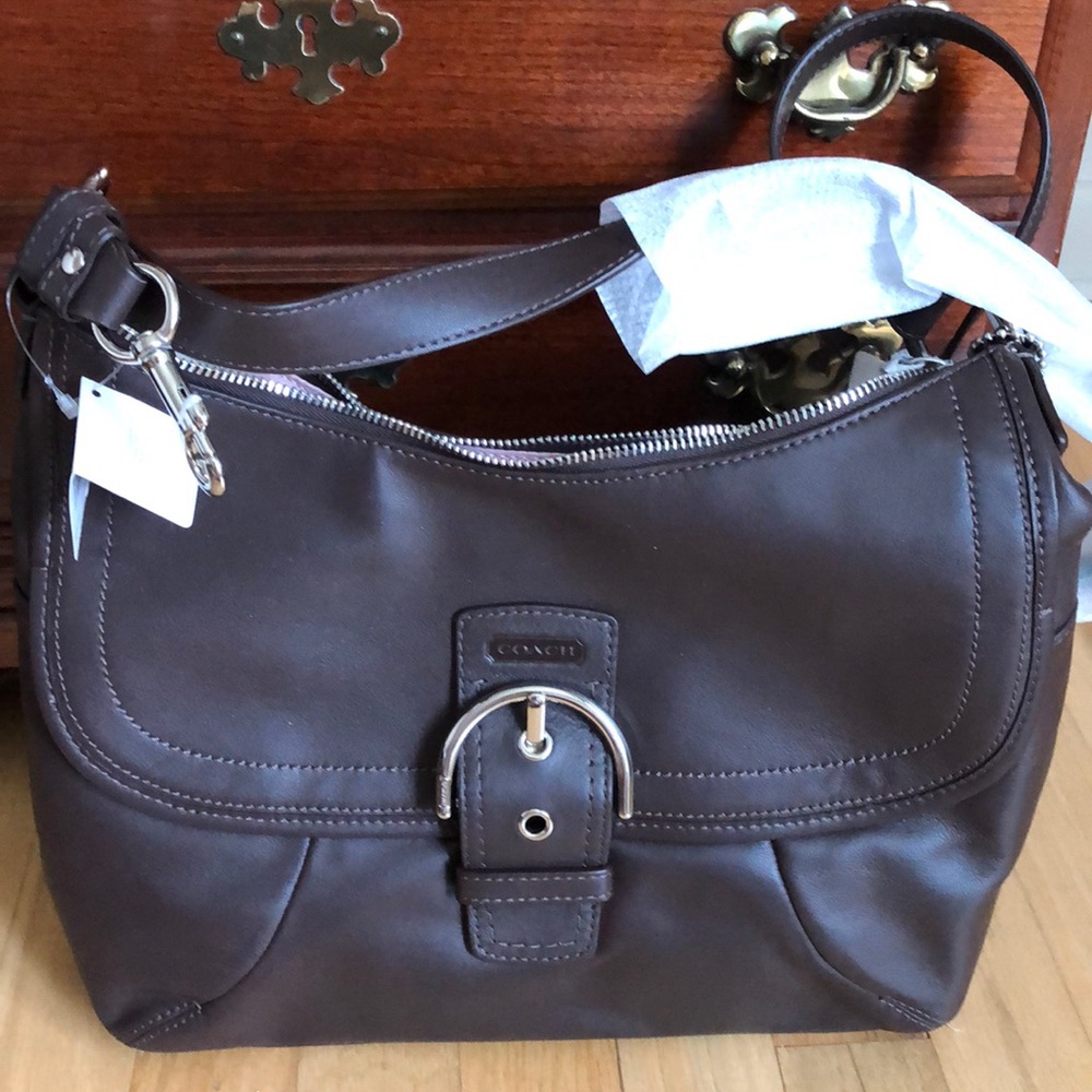 NWT Coach leather soho flap purse in brown